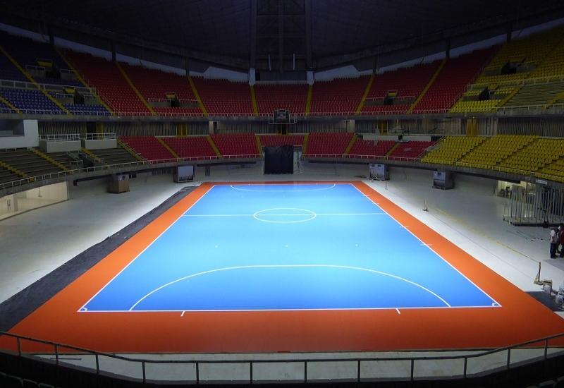 Futsal là bộ môn bóng đá trong nhà với số đo 38-20-4